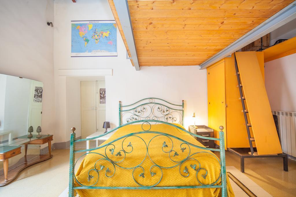 B&B Stella 10 Naples Bilik gambar